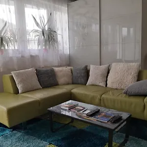  Apartament 1,5 Szobas Lakas Terasszal,koezel A Szechenyi Fuerdohoez Węgry